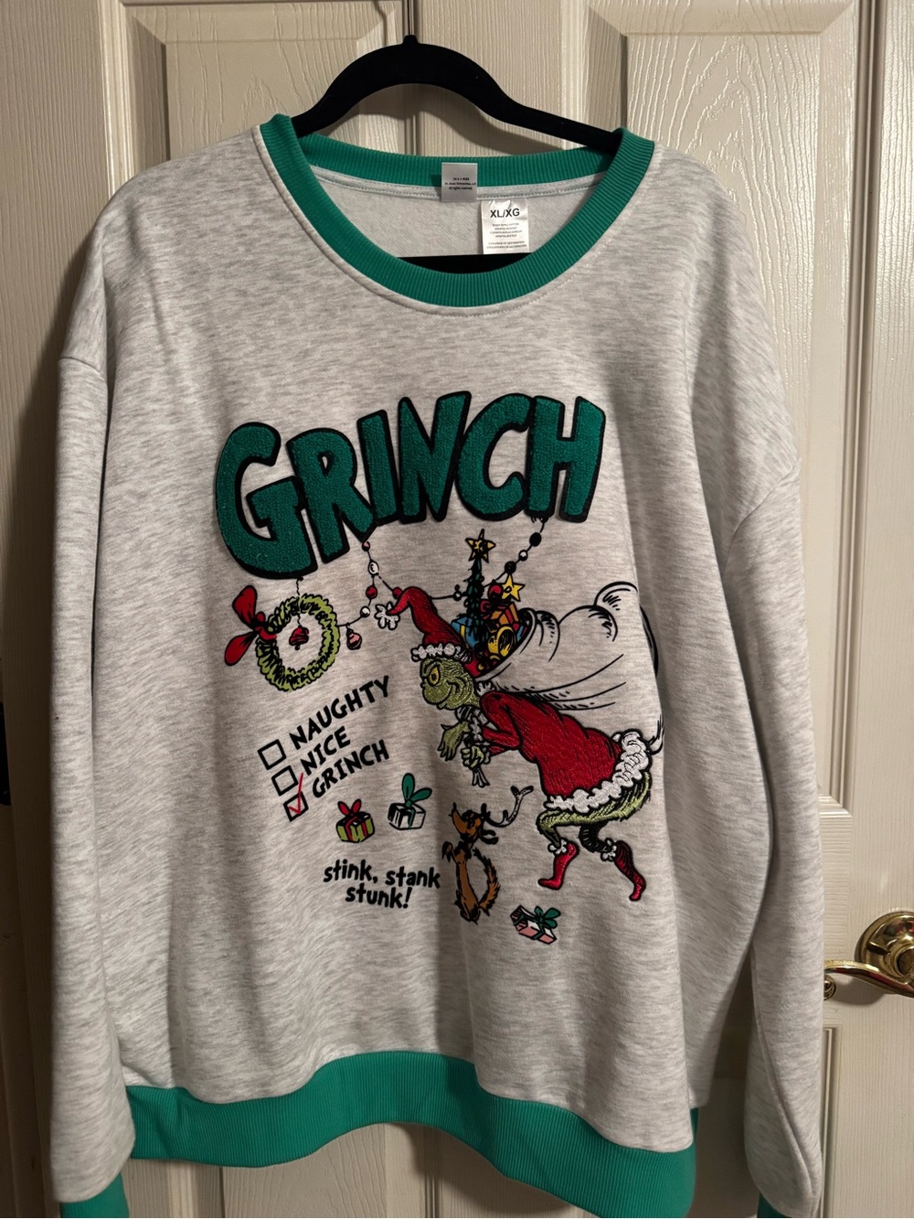 Grinch Graphic Crewneck Sweatshirt - Green/Gray
